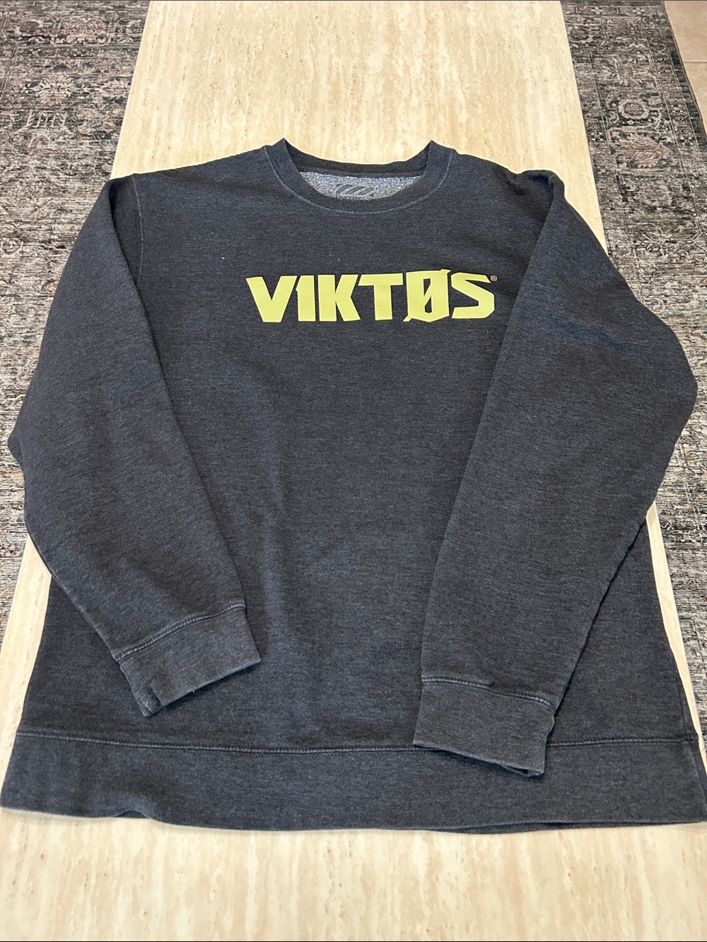 VIKTØS Charcoal Crewneck Sweater with Yellow Logo